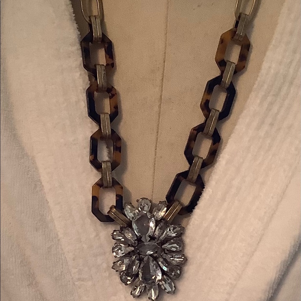 Touris necklace